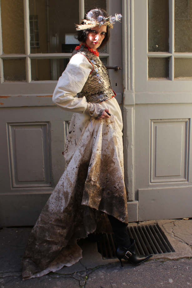 julia lwowski la traviata oper halle lea sovso kostümbild
